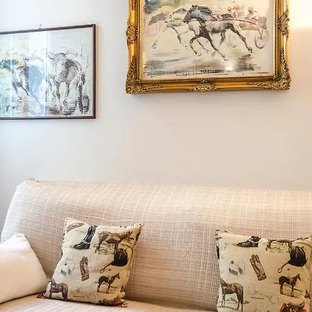Appartamento Horses House Bologna, Comodo A Università Bologna