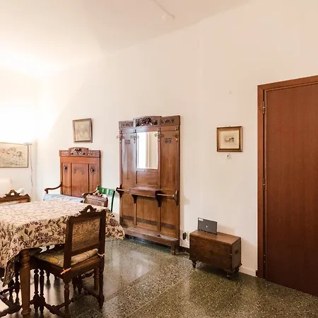 Horses House Bologna, Comodo A Universita شقة *
